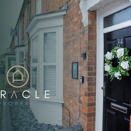 Shottery Central Studio Apartments In Stratford Upon Avon מראה חיצוני תמונה